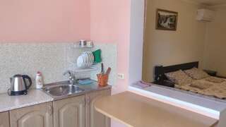 Гостиница Mini Hotel na Pikhtovom Адлер Трехместный номер-3